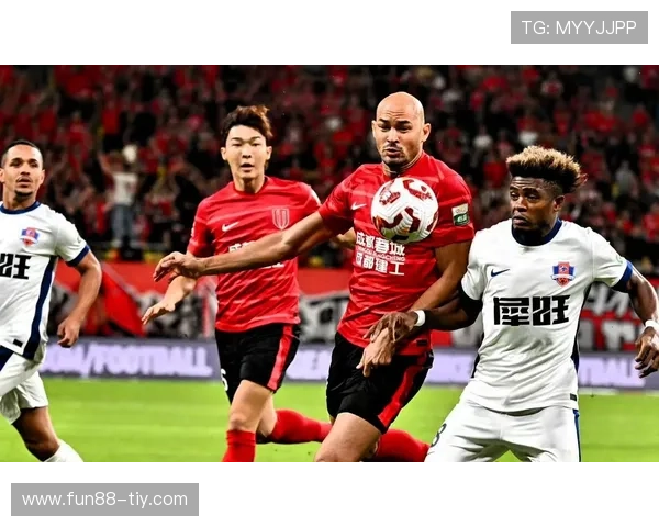 电视足球直播：激情赛场，尽在荧屏盛宴